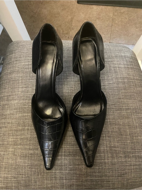 Other Shoes - Pointed Croc-Embossed Heels in Black